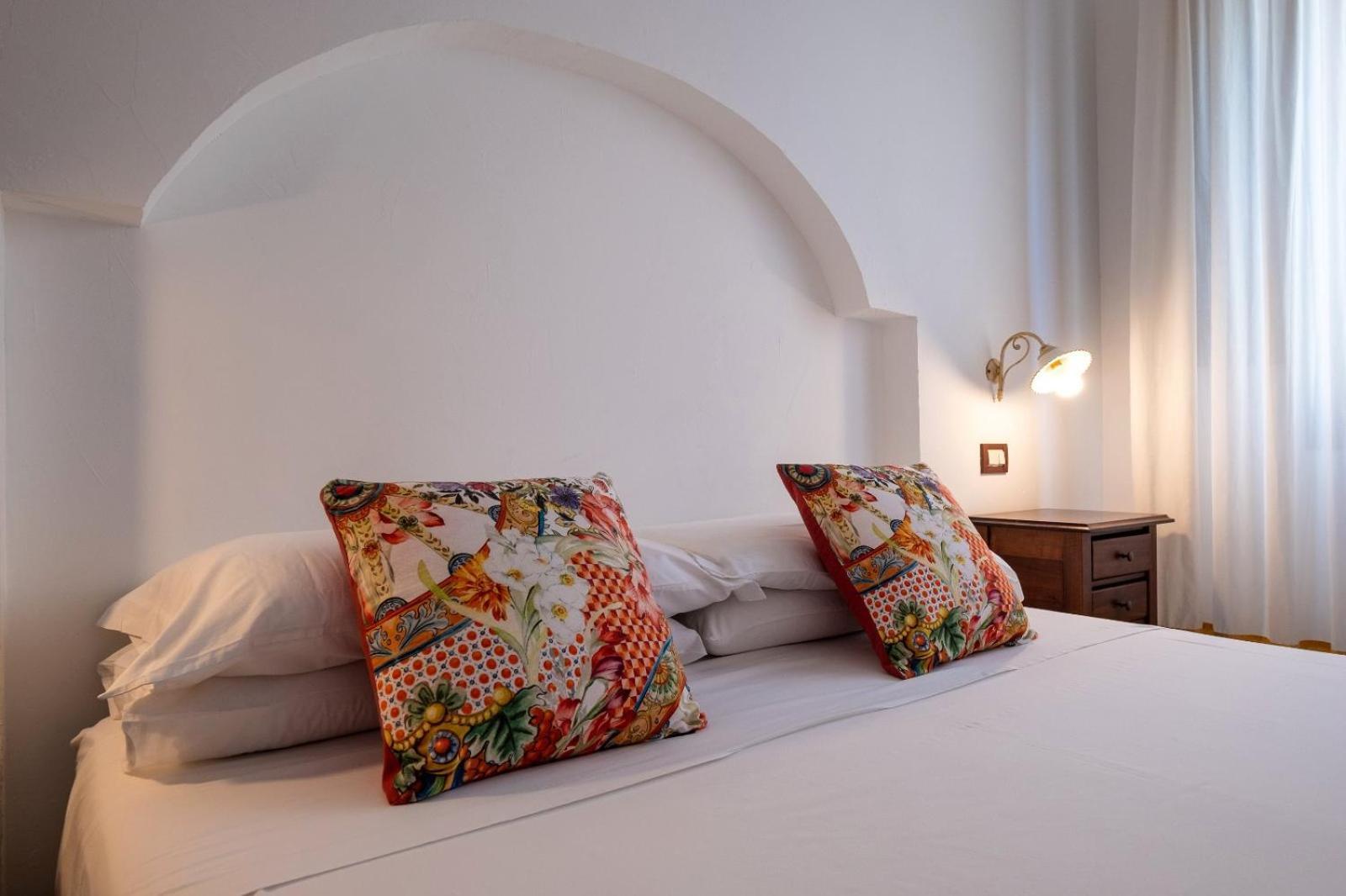 Ai Dammusi Bed & Breakfast *
